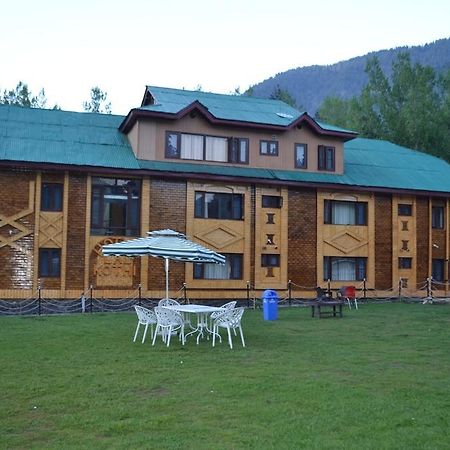 Hotel Lal Kothi Pahalgam Exterior photo